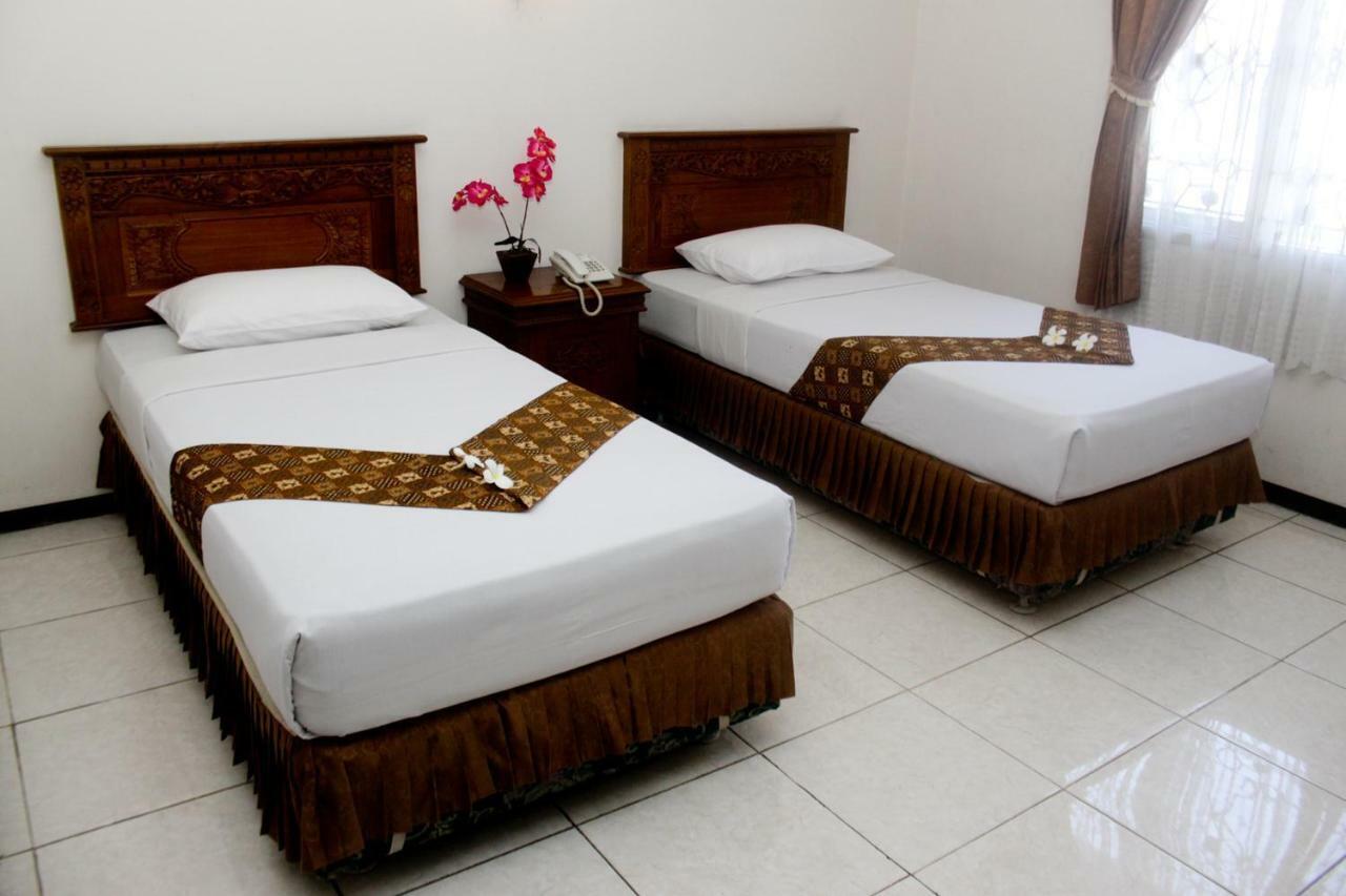 Hotel Wiwi Perkasa 2 Indramayu Exterior foto