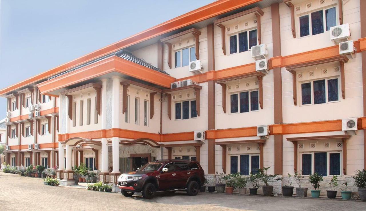 Hotel Wiwi Perkasa 2 Indramayu Exterior foto